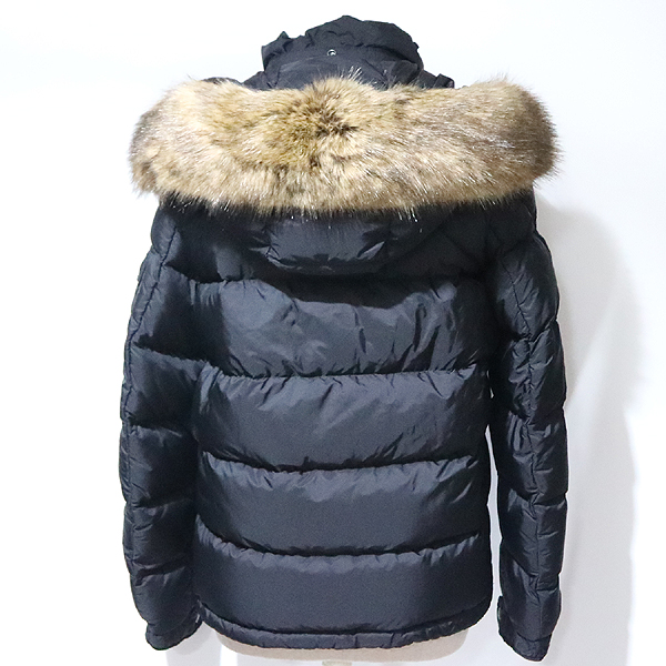 MONCLER(Ŭ) MAYAF   Ϸ ĵ  Ʈ ٿ е  [뱸] ̹3 - ̺ ߰ǰ
