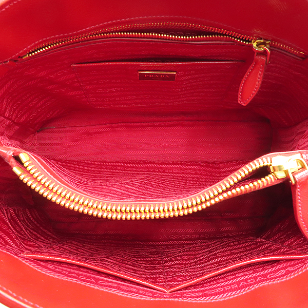 Prada() BN2402  SAFFIANO VERNIC(ǾƳ ) ﰢ  ΰ Ʈ [] ̹4 - ̺ ߰ǰ