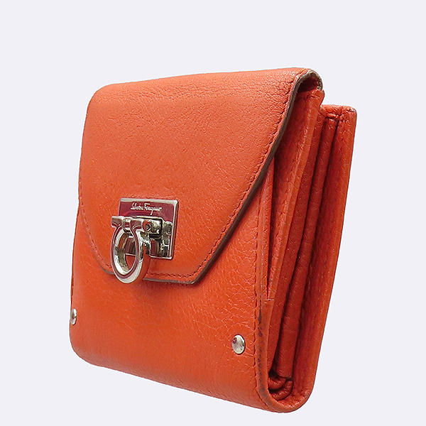 Ferragamo(󰡸) 22 A596    ġ 2  [] ̹3 - ̺ ߰ǰ
