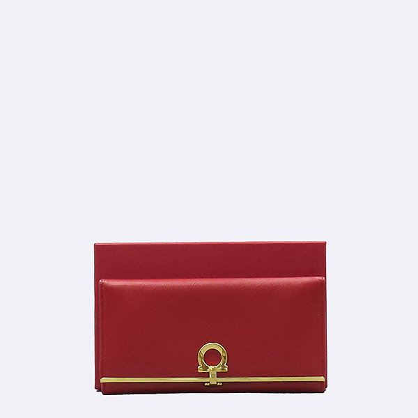Ferragamo(󰡸) 22 4633 ÷ ǾƳ Ż ġ    [νż]