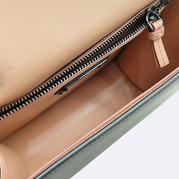 Ferragamo(󰡸) 21 G877   ٶ  ÷ ü  [λ꼾Һ] ̹7 - ̺ ߰ǰ
