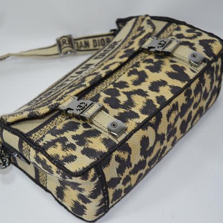 Dior(ũî)  M1241BRHM ķ  ũν ̹4 - ̺ ߰ǰ