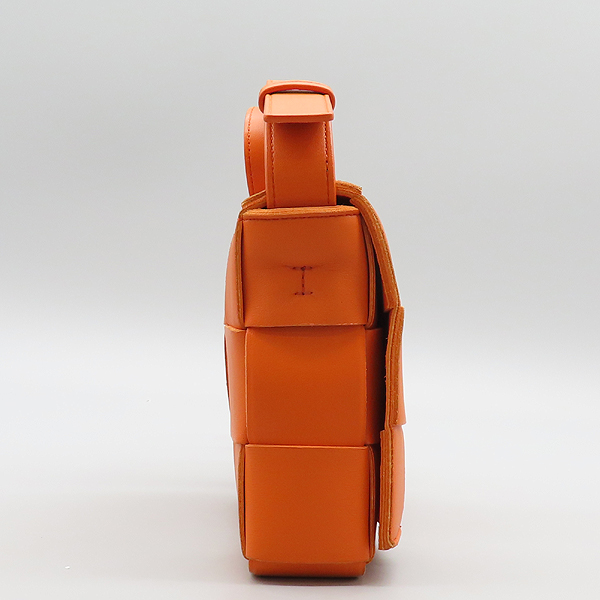 BOTTEGAVENETA(װŸ) 578004  ÷  Ʈġ īƮ ũν [̷Ե] ̹4 - ̺ ߰ǰ