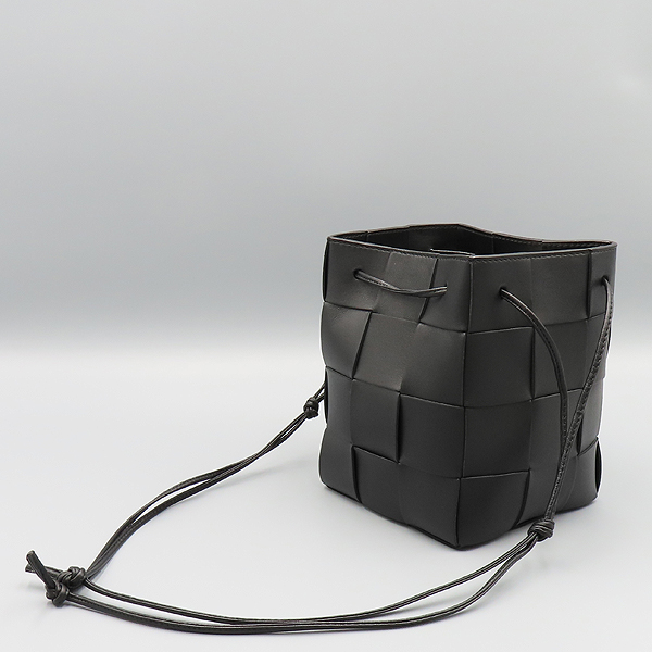 BOTTEGAVENETA(װŸ) 680218    S  Ŷ īƮ ũν [ϳ̻] ̹4 - ̺ ߰ǰ