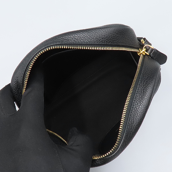 Ferragamo(󰡸) 21 0411   ġ Ʈ  ī޶   ũν [źԵ] ̹5 - ̺ ߰ǰ