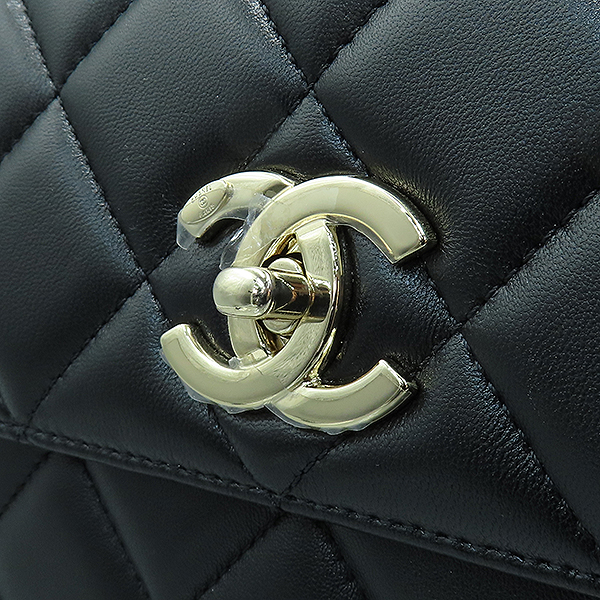 (̻) Chanel() A92236 Ų  ÷  Ʋ Ż Ʈ CC  Ʈ + üνƮ 2WAY [] ̹5 - ̺ ߰ǰ