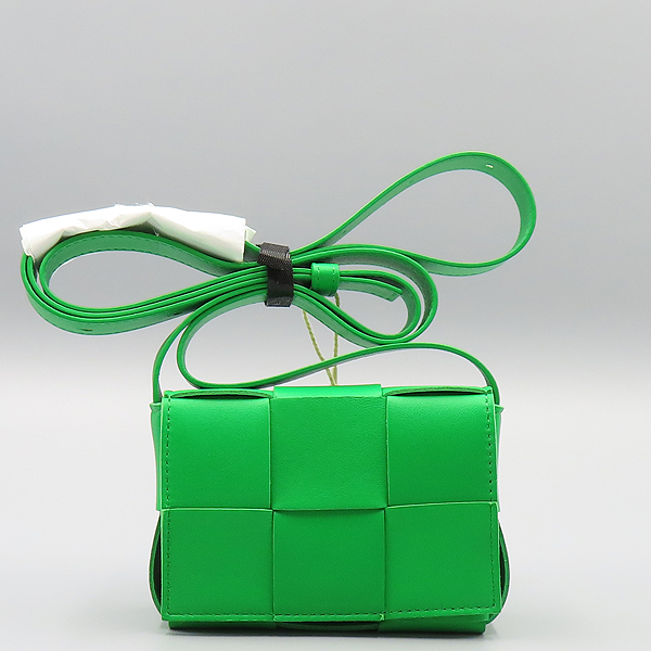 BOTTEGAVENETA(���װ�����Ÿ) 666688 �з�Ŷ ĵ�� ī��Ʈ �̴� ũ�ν��� [�ϳ��̻���] �̹���2 - ���̺��� �߰���ǰ