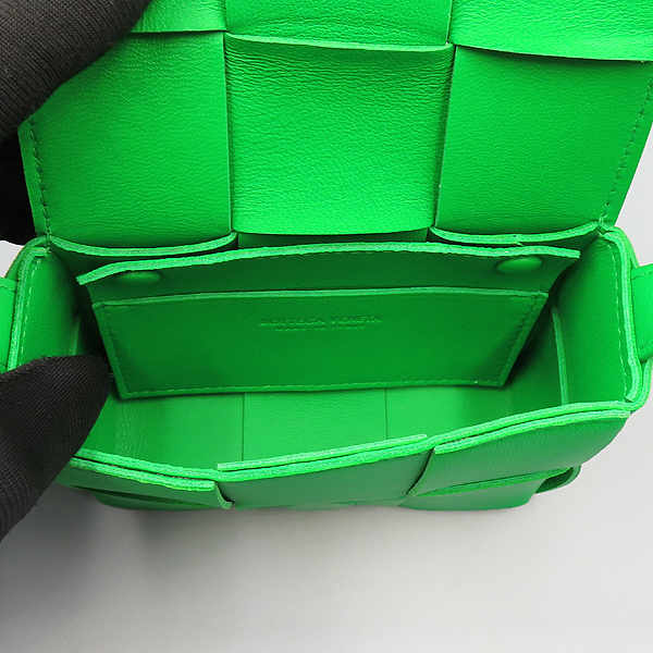 BOTTEGAVENETA(���װ�����Ÿ) 666688 �з�Ŷ ĵ�� ī��Ʈ �̴� ũ�ν��� [�ϳ��̻���] �̹���6 - ���̺��� �߰���ǰ