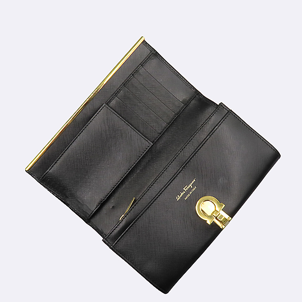 Ferragamo(󰡸) 22 4633  ǾƳ Ż ġ    [νż] ̹5 - ̺ ߰ǰ