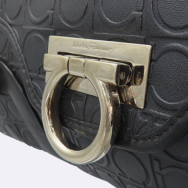 Ferragamo(󰡸) 21 4907 ÷ ġ  Ŭ   ̴  [] ̹3 - ̺ ߰ǰ