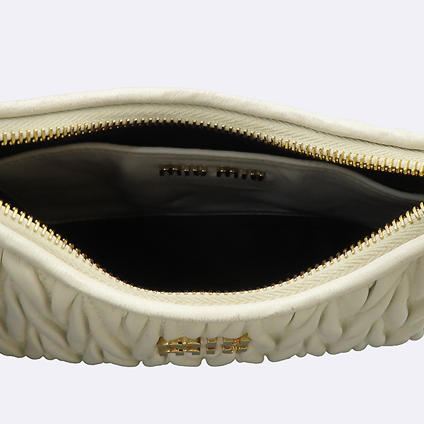 MiuMiu(̿̿) 5BH211 ȭƮ ÷   ΰ Ʈ  + ũν Ʈ [б] ̹7 - ̺ ߰ǰ