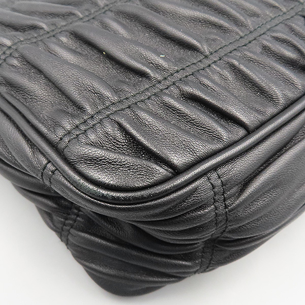 Prada() 1BH152      ü   ũν [] ̹4 - ̺ ߰ǰ