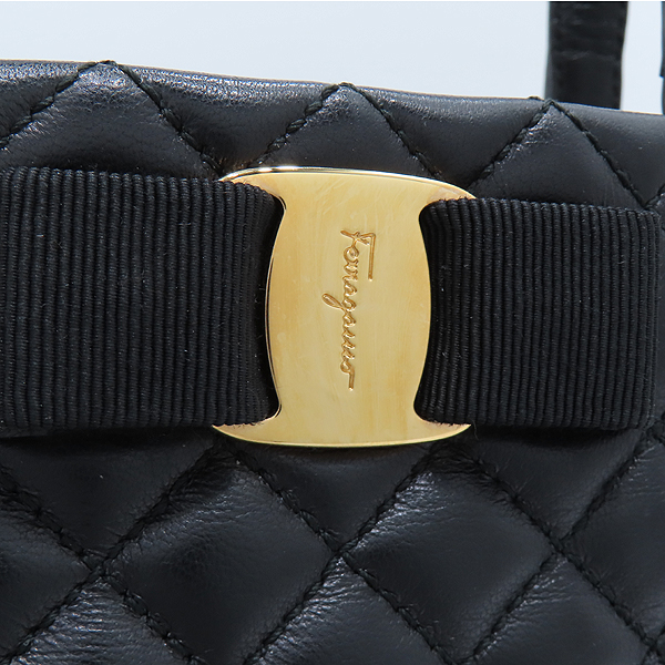 Ferragamo(󰡸) 21 E347    ٶ󸮺  Ʈ + Ʈ 2-WAY [õ] ̹4 - ̺ ߰ǰ