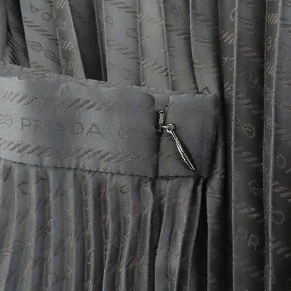 Prada() P136U  ø ī ũ   ̵ ĿƮ [] ̹4 - ̺ ߰ǰ