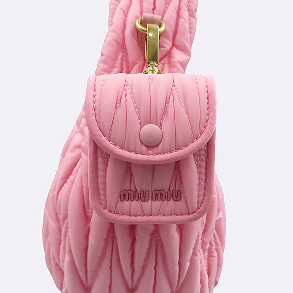 MiuMiu(̿̿) 5BC108 ũ ÷ ϴ Ʋ Ϸ ȣ  [б] ̹4 - ̺ ߰ǰ