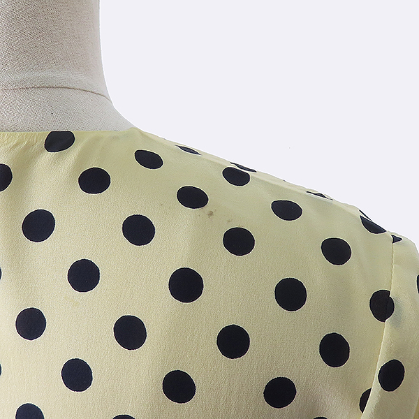 Burberry(������) 4067465 LONDON ���� ����Ʈ���ο��÷� ��Ʈ ��Ŭ ������ ��ũ 100% ������ ���ǽ� - 38 [��������] �̹���6 - ���̺��� �߰���ǰ