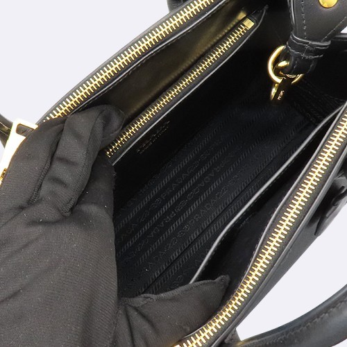 Prada(�����) 1BA103 SAFFIANO + CITY C NERO ���� ���ǾƳ� �Ķ��׸� ���� �ΰ� ��Ʈ�� + �����Ʈ�� 2WAY [û��������] �̹���6 - ���̺��� �߰���ǰ