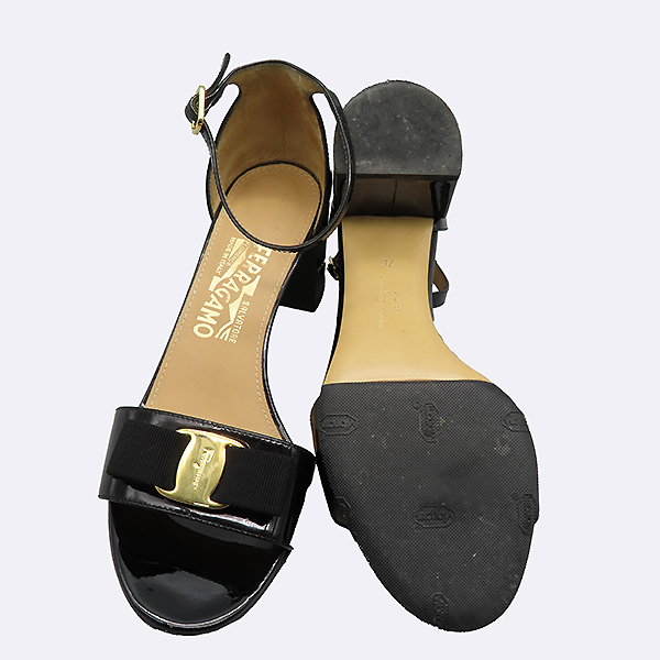 Ferragamo(󰡸)  ̴Ʈ   ٶ  ̵   [ϻԵ] ̹2 - ̺ ߰ǰ