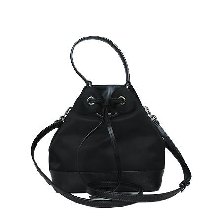 Prada(�����) 1BE055 ���� �ΰ� ���� �׼��� ���ڳ� ���ǾƳ� ���� Ʈ���� ��Ŷ�� 2WAY(���ֻ���) �̹���2 - ���̺��� �߰���ǰ
