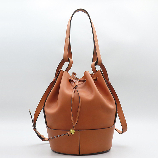 Loewe(ο) 326.75AC     ̵ Ŷ  2-WAY [̷Ե] ̹2 - ̺ ߰ǰ