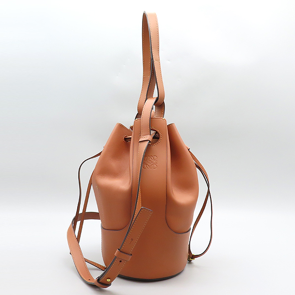 Loewe(ο) 326.75AC     ̵ Ŷ  2-WAY [̷Ե] ̹3 - ̺ ߰ǰ