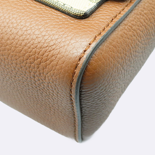 Burberry() 8021111 Ƽ üũ Ʈ ũνٵ ũν [ϻԵ] ̹5 - ̺ ߰ǰ