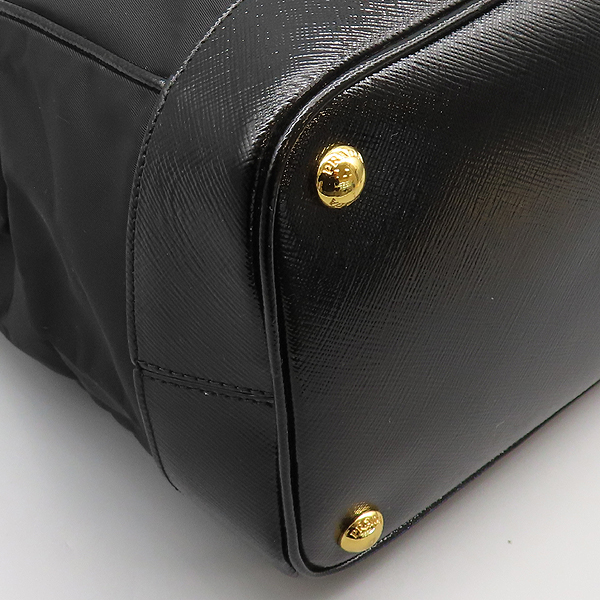 Prada(�����) BN2502 ���� TESSUTO(�׼���) + SAFFIANO(���ǾƳ�) ���� �ﰢ �ΰ� ��Ʈ�� [���̷Ե���] �̹���6 - ���̺��� �߰���ǰ