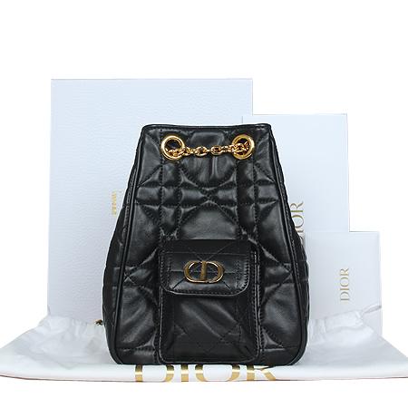 Dior(Å©¸®½ºÃ®µð¿Ã) M3374UUVB Ä«·Î ½º¸ô ¸ÖƼij¸® ¹éÆÑ(±¤ÁÖ»ó¹«Á¡) Dior(Å©¸®½ºÃ®µð¿Ã) M3374UUVB Ä«·Î ½º¸ô ¸ÖƼij¸® ¹éÆÑ(±¤ÁÖ»ó¹«Á¡)