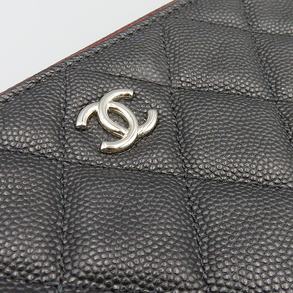 Chanel(����) A82545 ���� ĳ��� Ŭ���� ���� �ΰ� ���̵� Ŭ��ġ [�ϳ��̻���] �̹���5 - ���̺��� �߰���ǰ
