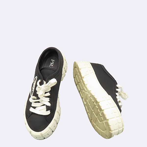 Prada(�����) 1E260M ���� NERO ���Ϸ� ������ �÷��� ����Ŀ�� - 37�� [�����νż�����] �̹���2 - ���̺��� �߰���ǰ