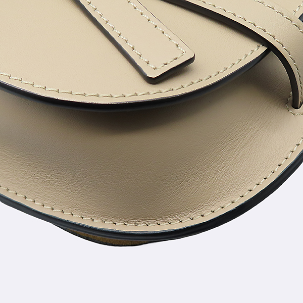 Loewe(�ο���) 0010643419 ī����Ų ������ �̴� ����Ʈ ��� ũ�ν��� [�ϻ�Ե���] �̹���5 - ���̺��� �߰���ǰ