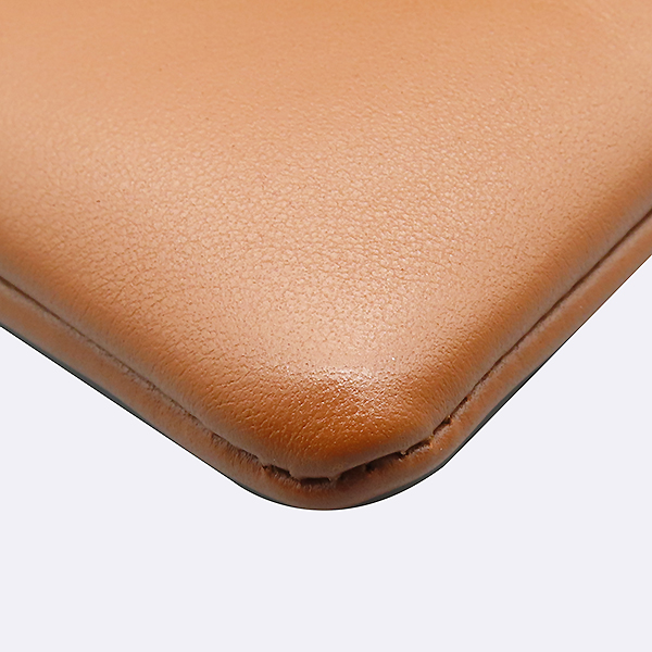 Celine(������) 10J983DR8 ���� ���� Ʈ������ Ŭ��ġ + �ո� ��Ʈ�� [�ϻ�Ե���] �̹���4 - ���̺��� �߰���ǰ