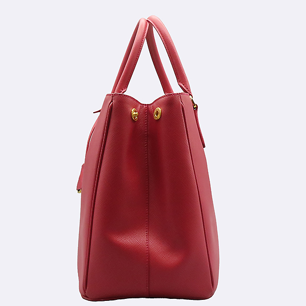 Prada(�����) BN1844 SAFFIANO LUX (���ǾƳ� ����) NERO ���� �÷� �ﰢ ���� �ΰ� ��Ʈ�� [�ϻ�Ե���] �̹���3 - ���̺��� �߰���ǰ