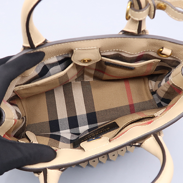 Burberry(������) 40643191 ������ ���� ��Ī ������ ��� ��� ���� ��Ʈ�� + �����Ʈ�� 2WAY [����������] �̹���4 - ���̺��� �߰���ǰ