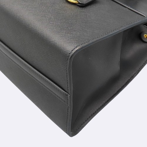 Prada(�����) 1BA103 SAFFIANO + CITY C NERO ���� ���ǾƳ� �Ķ��׸� ���� �ΰ� ��Ʈ�� + �����Ʈ�� 2WAY [û��������] �̹���5 - ���̺��� �߰���ǰ