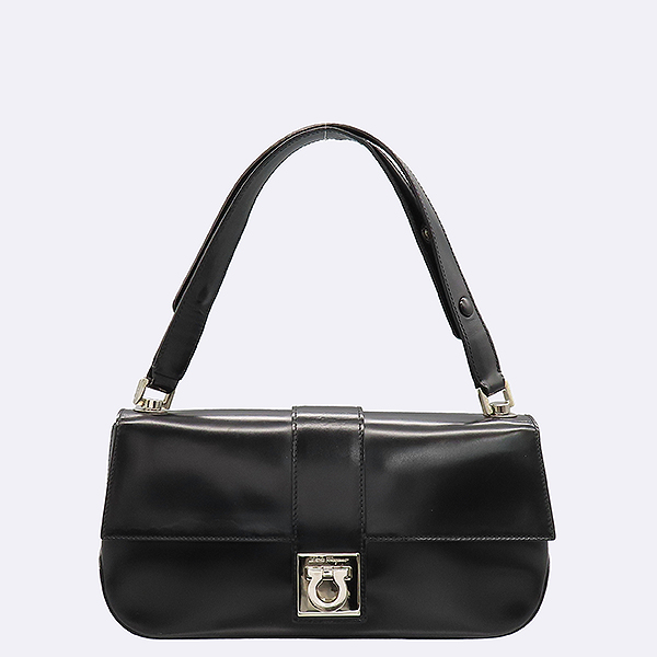 ��󰡸� ��ġ�� �÷� ���� ����� K8696FE - ���̺��� �߰���ǰ