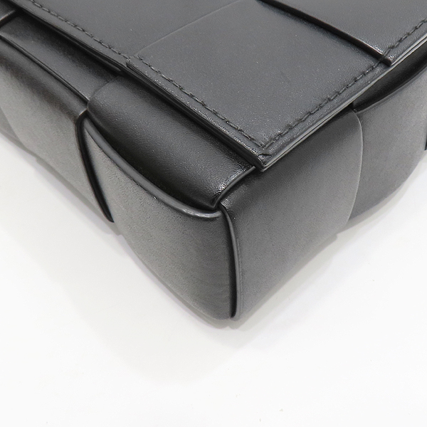 BOTTEGAVENETA(���װ�����Ÿ) 737950 ���� �з�Ŷ �÷� ���� ��Ʈ��ġ���� ī��Ʈ ũ�ν��� [��õ��] �̹���4 - ���̺��� �߰���ǰ