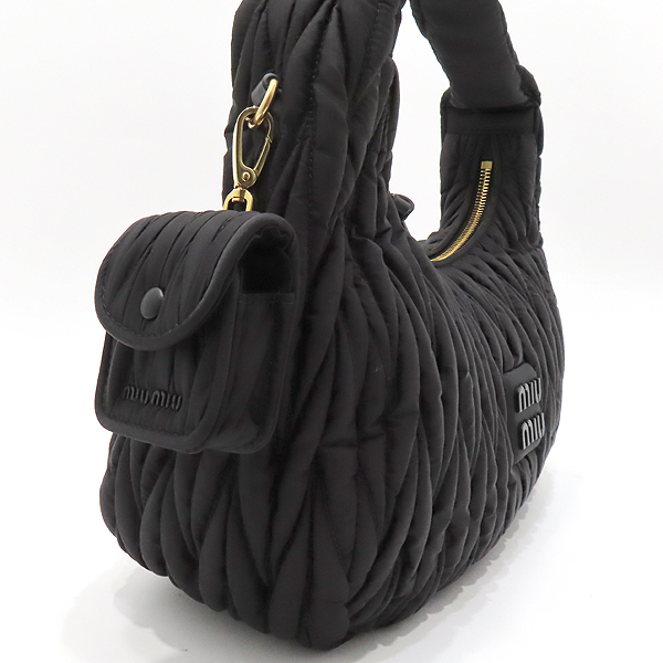 MiuMiu(�̿�̿�) 5BC108 ���� ���Ϸ� ��Ʋ��� �ϴ� ȣ�� ����� [��õ��] �̹���5 - ���̺��� �߰���ǰ