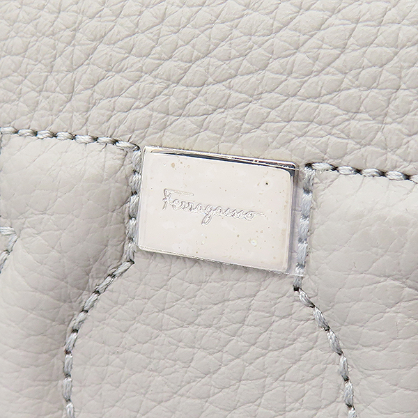 Ferragamo(󰡸) 22 D514 ׷ ÷ ġ ڼ   [] ̹4 - ̺ ߰ǰ