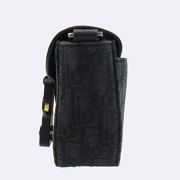 Dior(ũ����î���) 2ADCA435YKS ���� Dior Oblique ��ī�� & ���� �׷��� �۾��� ���� Saddle �̴� �÷� �޽����� ũ�ν��� [��������] �̹���3 - ���̺��� �߰���ǰ