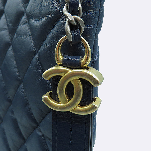 Chanel(����) A84288 ���̺� ��Ƽ�� ���� ���� ���긮�� ���� Ŭ��ġ�� [��������] �̹���3 - ���̺��� �߰���ǰ