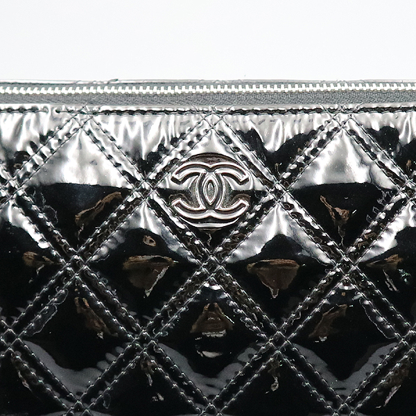 Chanel(����) A82107 ���� ���̴�Ʈ Ŭ���� COCO �ΰ� ��� L������ Ŭ��ġ [�뱸��������] �̹���4 - ���̺��� �߰���ǰ