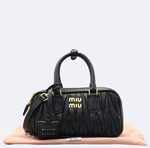 �̿�̿� �Ƹ�ī�� ���׶�� ���� ���� ��  K1685MIU - ���̺��� �߰���ǰ