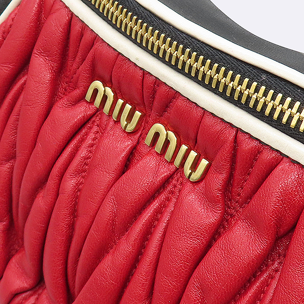 MIU MIU(�̿�̿�) 5BL008 ��Ʈ��� ���� ��Ʈ ���̴� ���� ��Ʈ�� [��������] �̹���3 - ���̺��� �߰���ǰ