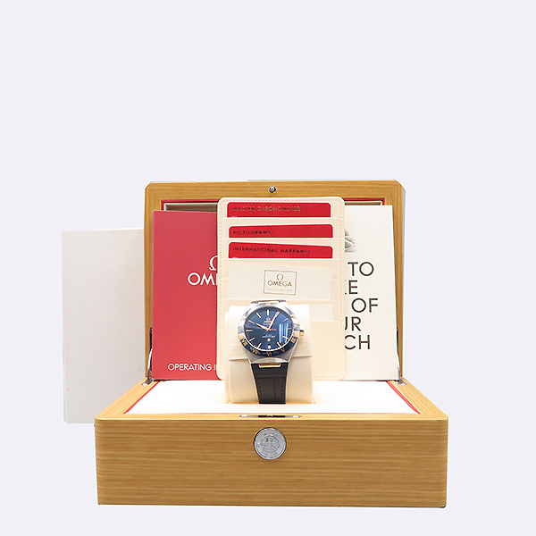 Omega(���ް�) 131.23.41.21.03.001 �����ڷ��̼� 41mm ���峪ᵀᴹ ���׹�� ������ �ð� [�����] �̹���5 - ���̺��� �߰���ǰ