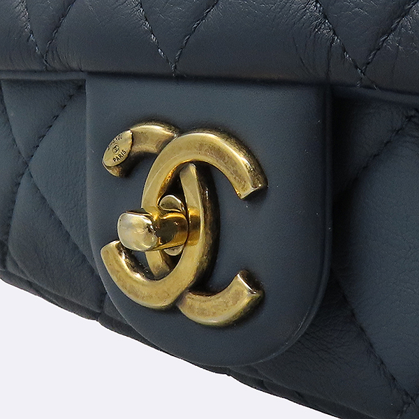 Chanel() A92412 Y25141 OA444 ̺÷ ׶̼  Ż COCO  ΰ ϶ ÷ ü  [] ̹4 - ̺ ߰ǰ