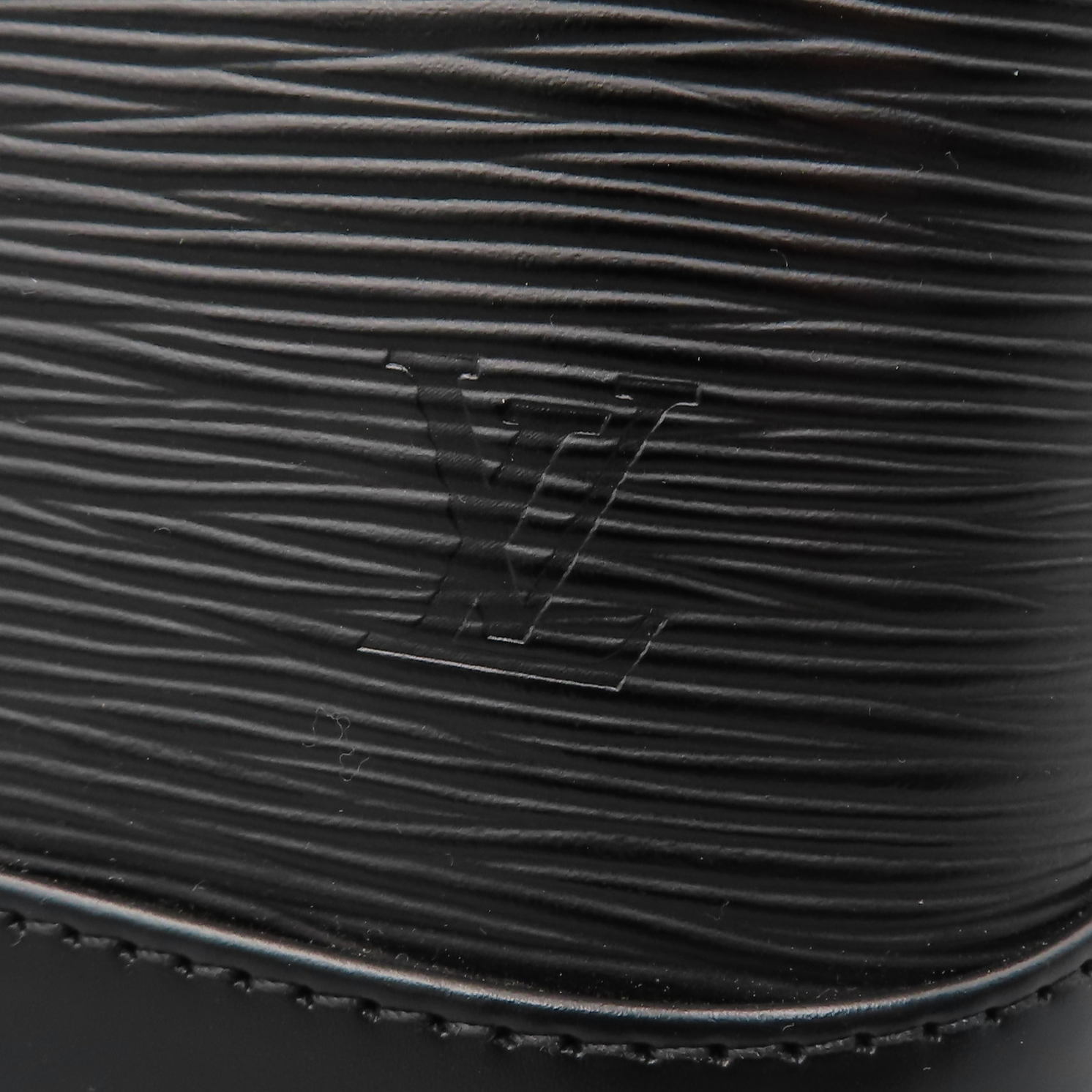 Louis Vuitton(���̺���) M40862 ���� �˸� BB ��Ʈ�� + �����Ʈ�� 2WAY [�����] �̹���5 - ���̺��� �߰���ǰ