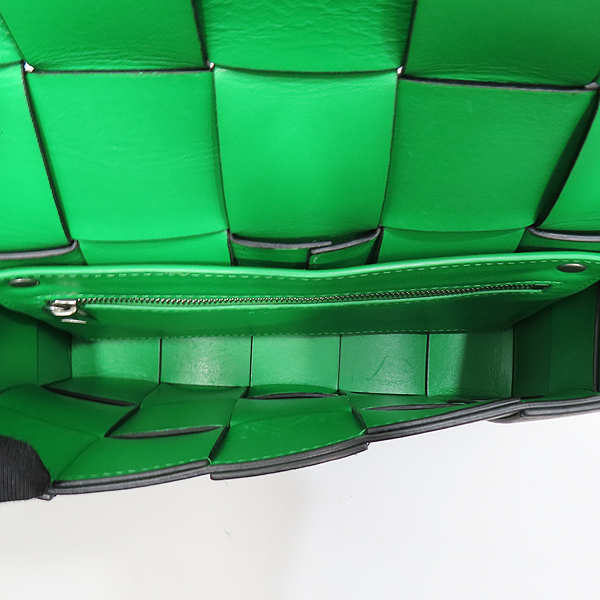 BOTTEGAVENETA(���װ�����Ÿ) 737950 ���� �з�Ŷ �÷� ���� ��Ʈ��ġ���� ī��Ʈ ũ�ν��� [��õ��] �̹���5 - ���̺��� �߰���ǰ