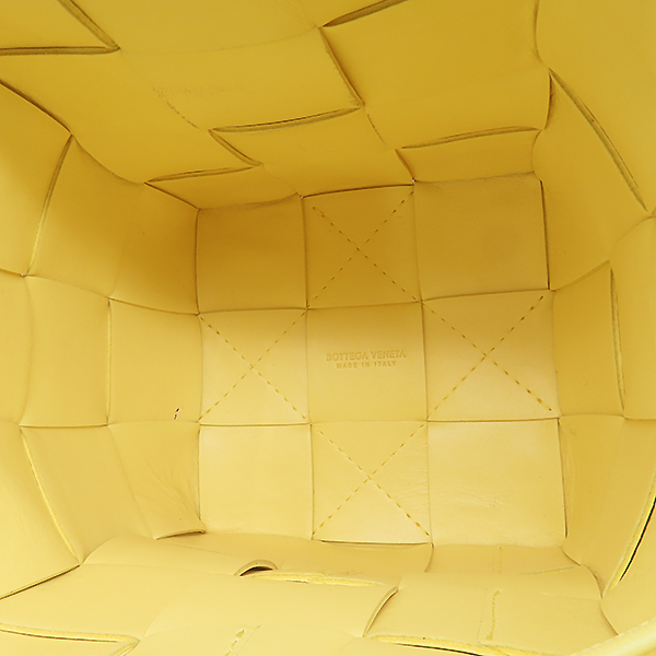 BOTTEGAVENETA(���װ�����Ÿ) 680218 ���ο� �÷� ���� ���� ��Ŷ ī��Ʈ ũ�ν��� [�ϻ�Ե���] �̹���5 - ���̺��� �߰���ǰ