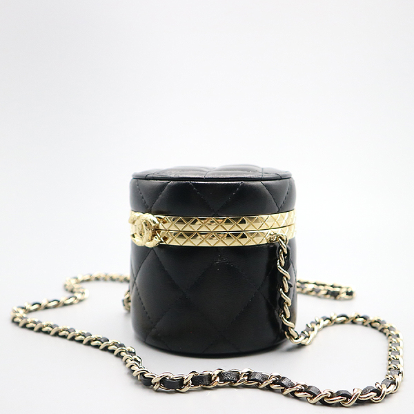 CHANEL(����) AP2997 ����Ų �ڽ���ƽ ü�� ũ�ν��� [�뱸��������] �̹���2 - ���̺��� �߰���ǰ